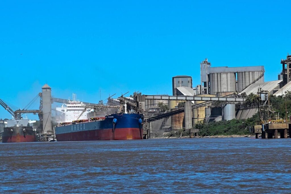 paro-puertos-barcos